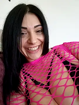 Webcam Model (AryaSummersReal)  is live.Free join now!