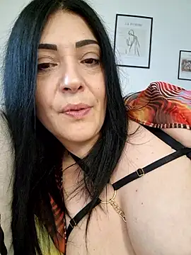 Webcam Model(AryaSummersReal) is live