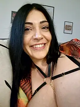 Webcam Model (AryaSummersReal)  is live.Free join now!