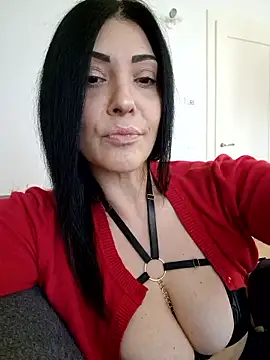 Webcam Model (AryaSummersReal)  is live.Free join now!