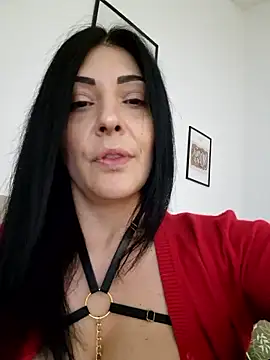 Webcam Model (AryaSummersReal)  is live.Free join now!