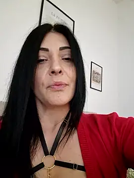 Webcam Model (AryaSummersReal)  is live.Free join now!