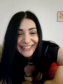 Webcam Model (AryaSummersReal)  is live.Free join now!