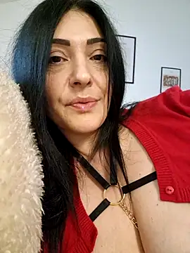 Webcam Model(AryaSummersReal) is live