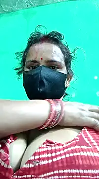 Webcam Model (Savita__Bhabhi)  is live.Free join now!