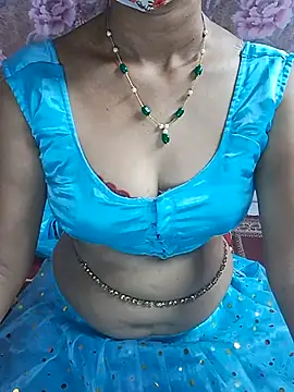 Webcam Model (BHUMI4U)  is live.Free join now!