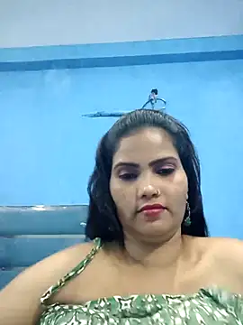 Webcam Model (Hotty_sonia36)  is live.Free join now!