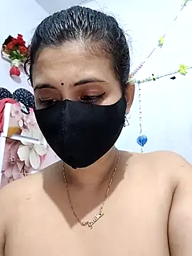 Webcam Model (Prionti-Sen)  is live.Free join now!