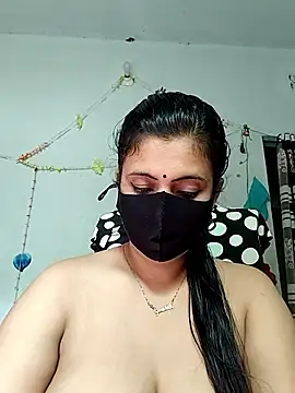 Webcam Model (Prionti-Sen)  is live.Free join now!