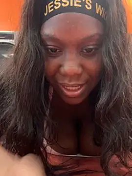 Webcam Model (Topgyal_ebony)  is live.Free join now!