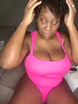 Webcam Model(Topgyal_ebony) is live