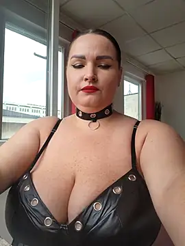 Webcam Model(GeorgiaLerox) is live