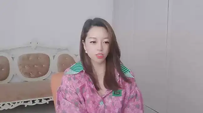 美女cccmmmoo518在线直播