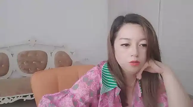 美女cccmmmoo518在线直播