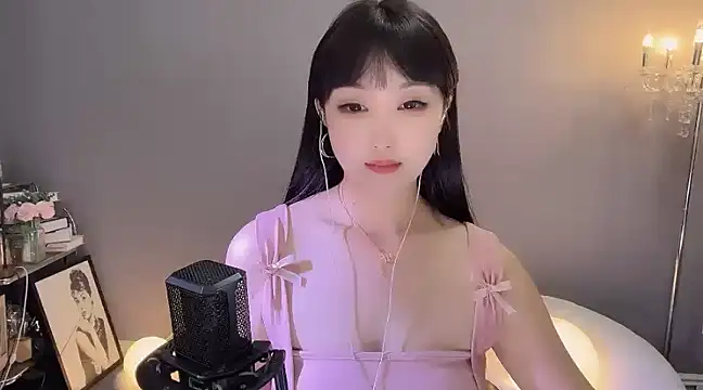 美女jingling666在线直播