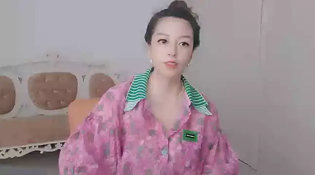 美女cccmmmoo518在线直播