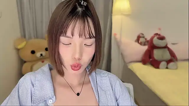 美女Onekitty在线直播