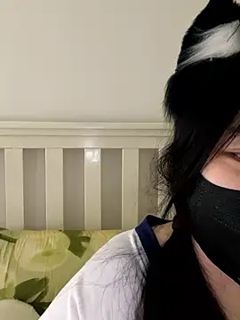 美女kl112live在线直播