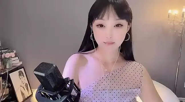 美女jingling666在线直播