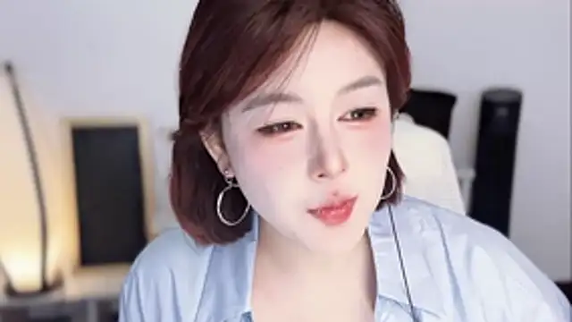 美女mimmi789在线直播