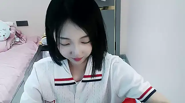 美女KOKOY1998在线直播