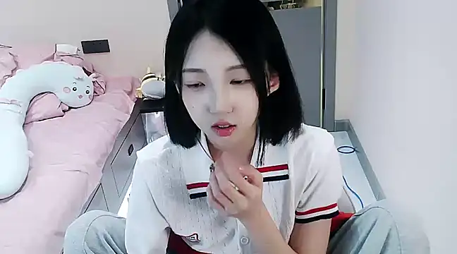 美女KOKOY1998在线直播