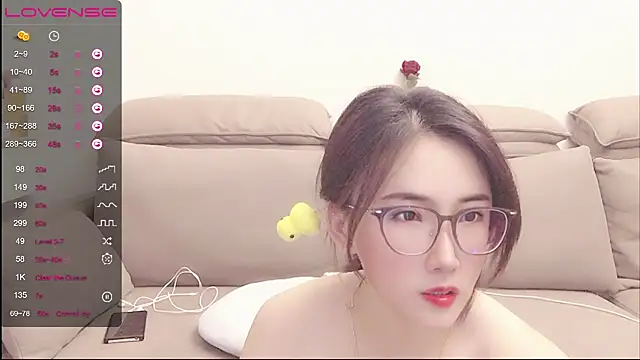 美女NanCi__在线直播