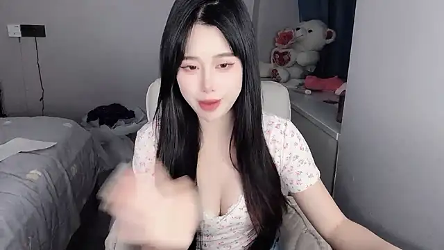 美女Tianxinbebe在线直播