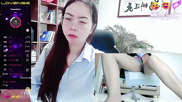 美女FerFairy在线直播