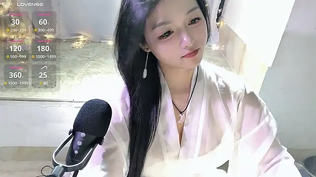 美女JIAJIA_0711在线直播