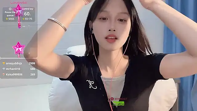 美女xinyao_bb在线直播