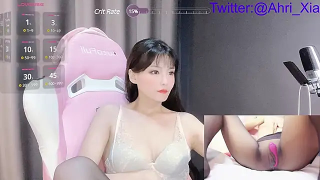 美女Ahrii_在线直播