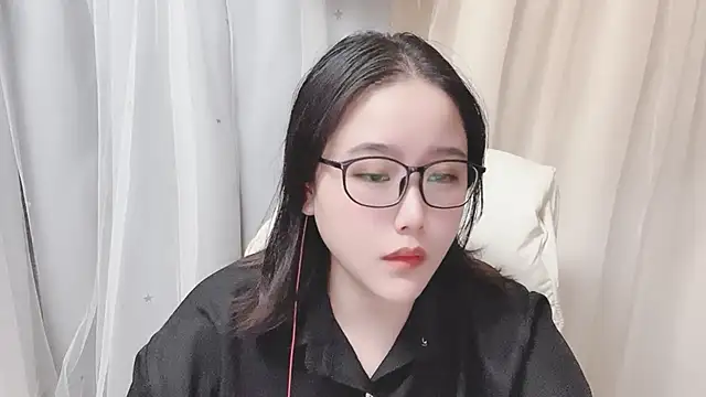 美女1meng在线直播