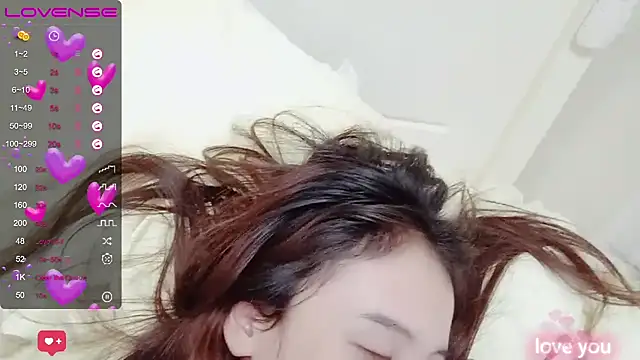 美女LUCK_XIAOYI在线直播