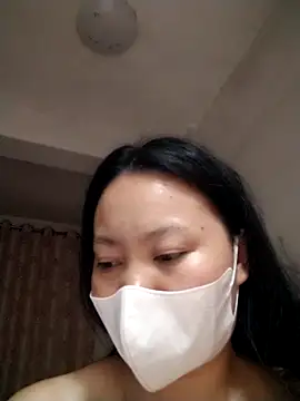 美女huangyanli在线直播