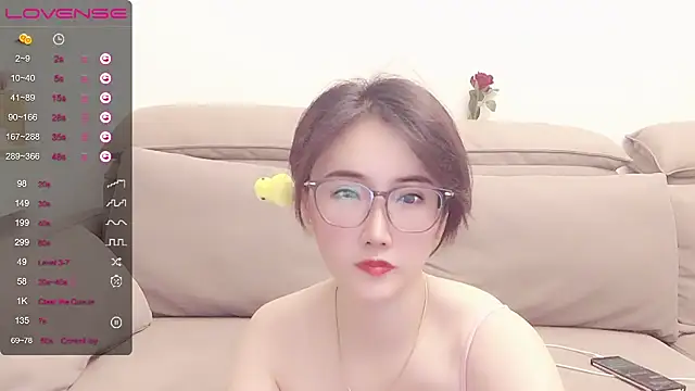 美女NanCi__在线直播