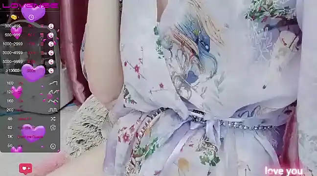 美女LUCK_XIAOYI在线直播