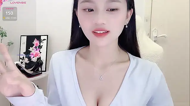 美女yaoyao---在线直播