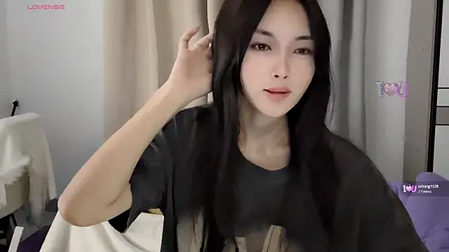 美女SarahYang在线直播