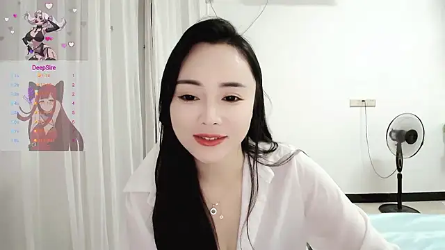 美女QIBAOBEI在线直播