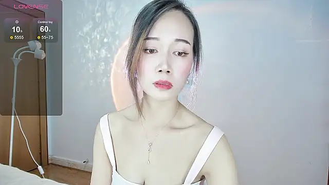 美女ningning688在线直播