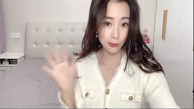 美女aisha123123在线直播