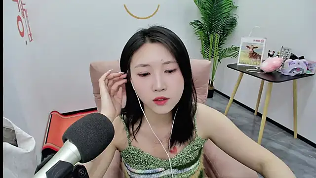 美女BAOER520在线直播