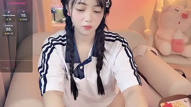 美女Evelov_77在线直播