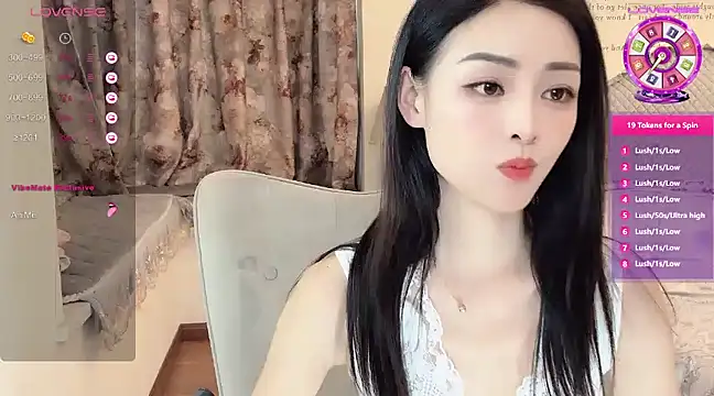 美女Mia826在线直播