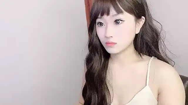 美女xinxinroom520在线直播