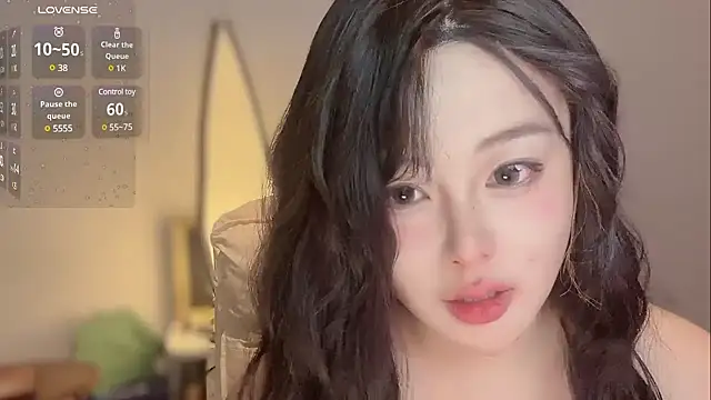 美女yayaya56在线直播