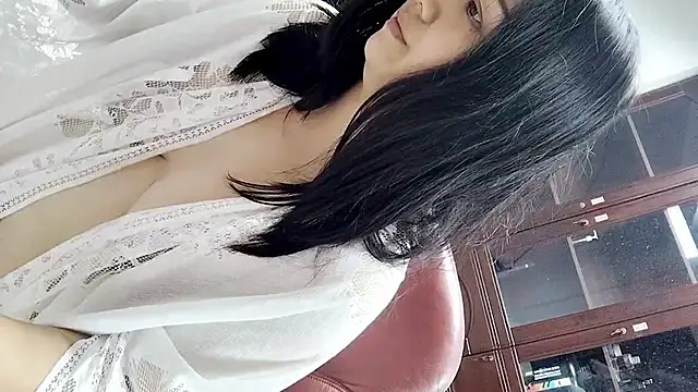 美女clisssxxx在线直播