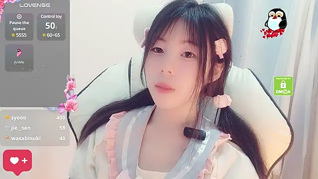 美女mengyao1314在线直播