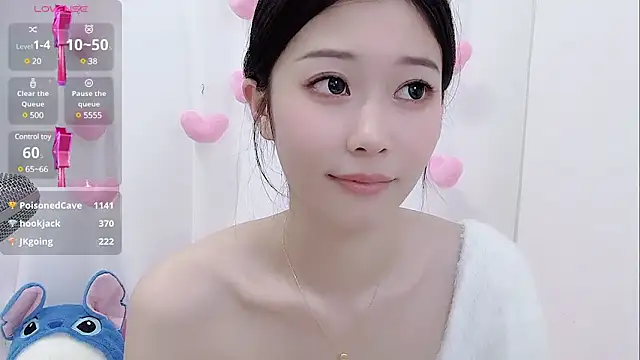 美女CokeFun66在线直播